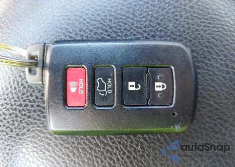 2018 Toyota Rav4 Xle z USA, uszkodzony, nr VIN 2T3RFREV6JW844376